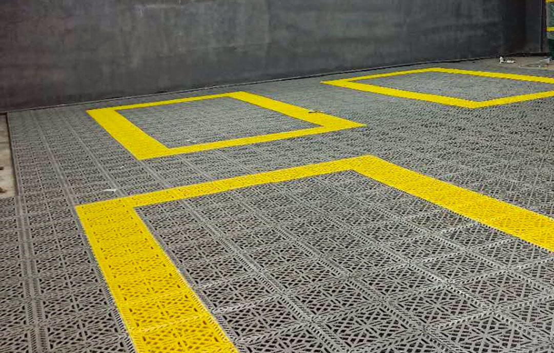 �����~��